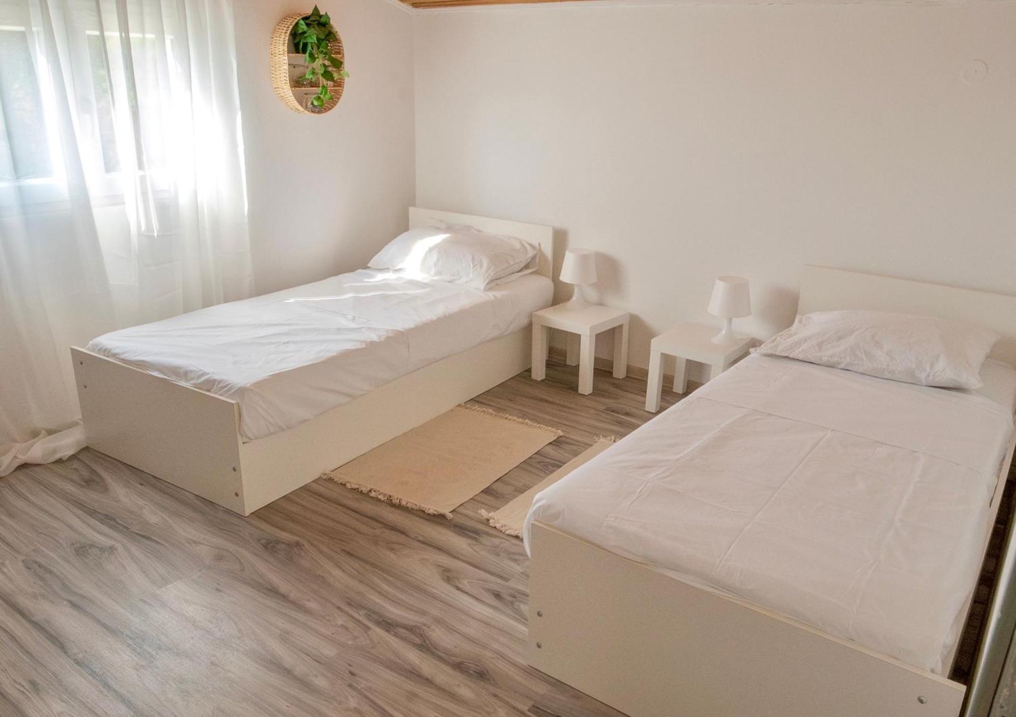 Ivano & Franko Apartments Kruševo Esterno foto